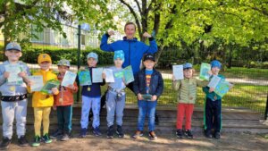 Meelespea lasteaia trennirühmade spordipäev koos vanematega