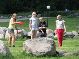frisbee mäng 
