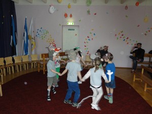 Eesti keele ringi pidu Vormsis