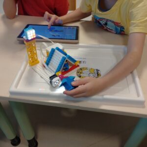 Midrimaa-Huvikool-robootika -12 - 1000 x 750